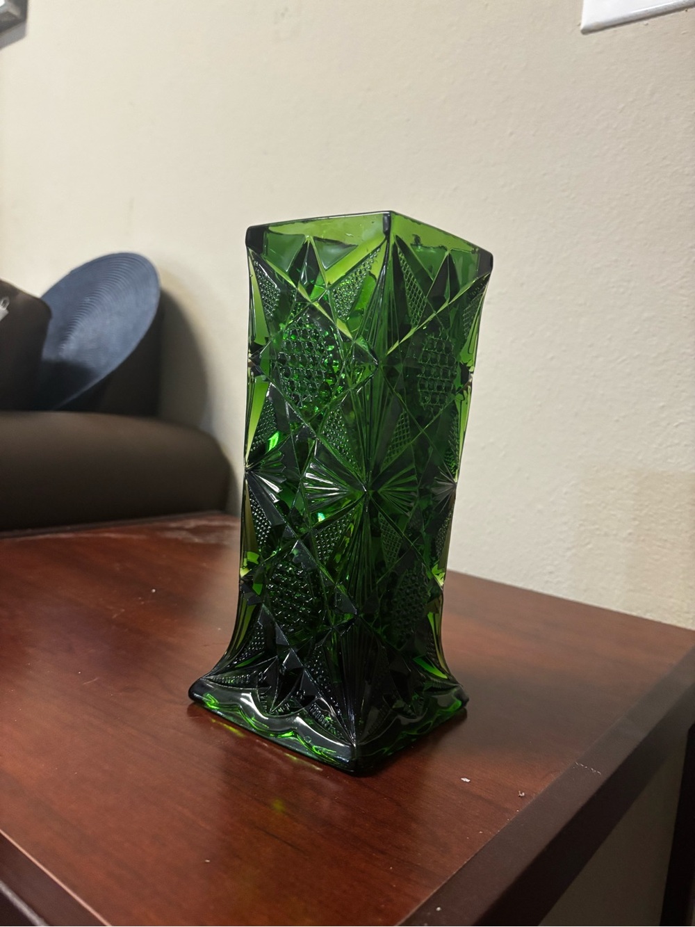 Vintage EAPG Green Illinois Pattern Straw Holder